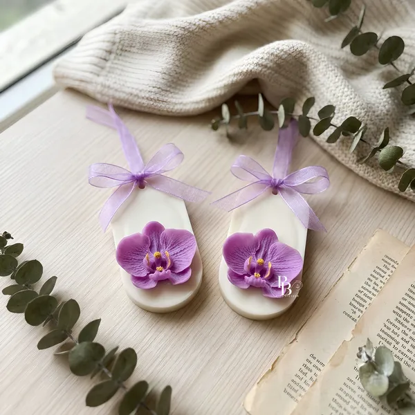 Orchid Whispers: Purple Blossom Wax Candle Duo