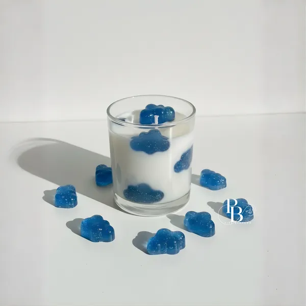 Cloudy Dreams Gel Candle with Sparkling Resin Accents