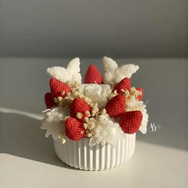 Strawberry Dream Blossom Candle