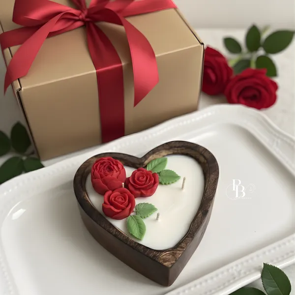 Crimson Roses Heart Candle – Handcrafted Wax Art