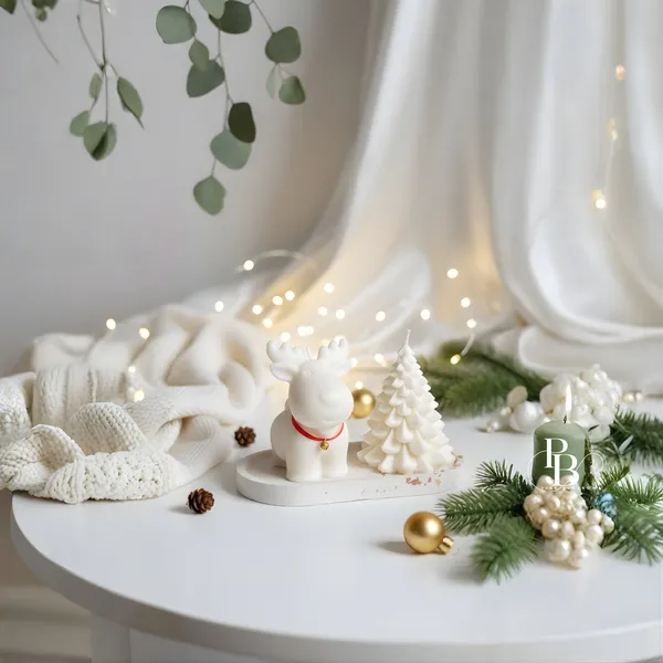 Winter Reindeer Luminescence Candle Set