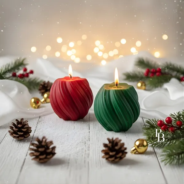 Festive Glow: Red & Green Ribbed Pillar Candles