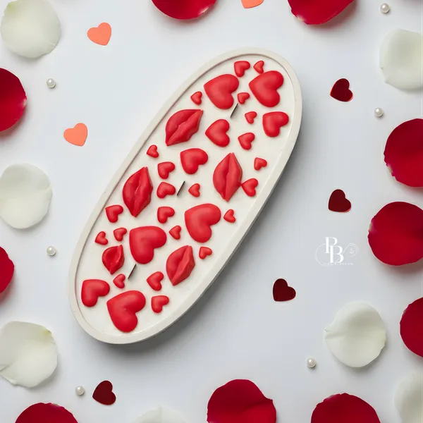 Crimson Hearts & Petals Wax Decor Tray