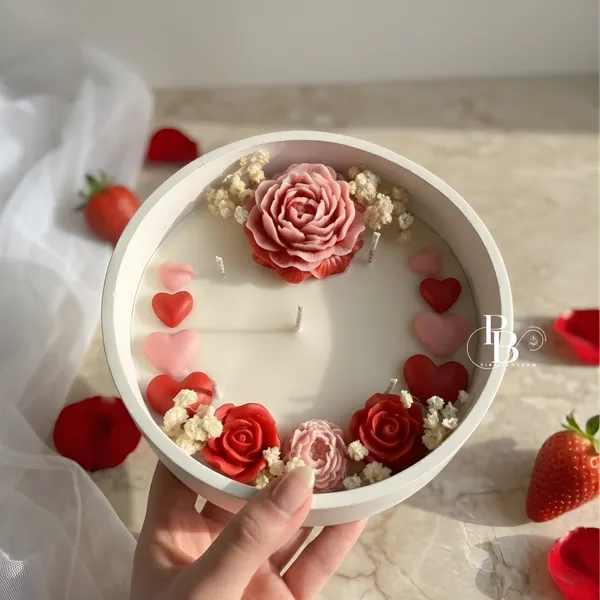 Romantic Rose & Heart Soy Candle Bowl