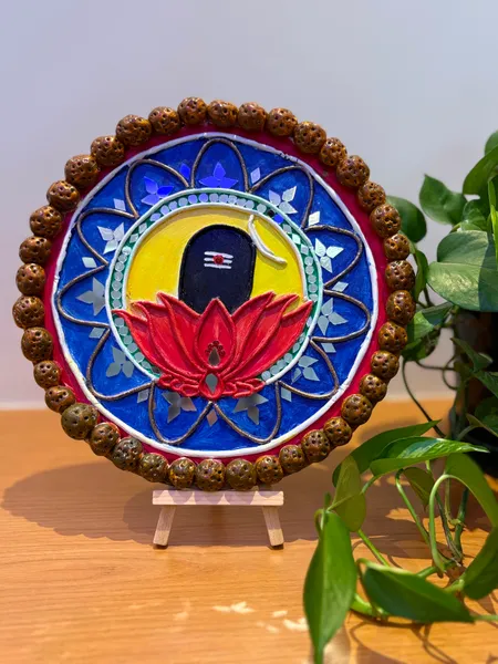 Radiant Lotus: Sacred Mirror & Clay Mandala