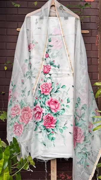 Blooming Rose Garden Shawl in Soft Watercolor