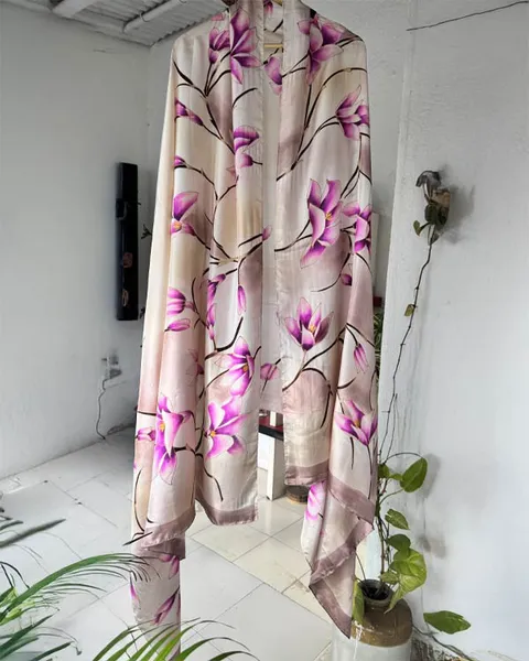 Magenta Bloom Handwoven Dupatta