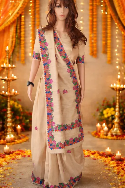 Lotus Elegance – Embroidered Tussar Silk Saree
